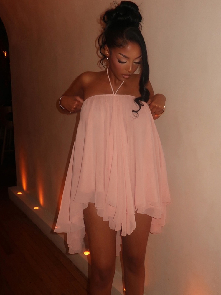 Abito ampio con scollo all'ame - Y2K Backless Halter Mini Dress recensione e prezzo